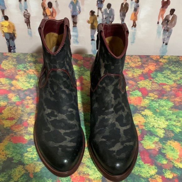 ONID STUDIO ANKLE BOOT JAGUAR/RED LEATHER BOOT SIZE 8 new no box - Picture 2 of 12